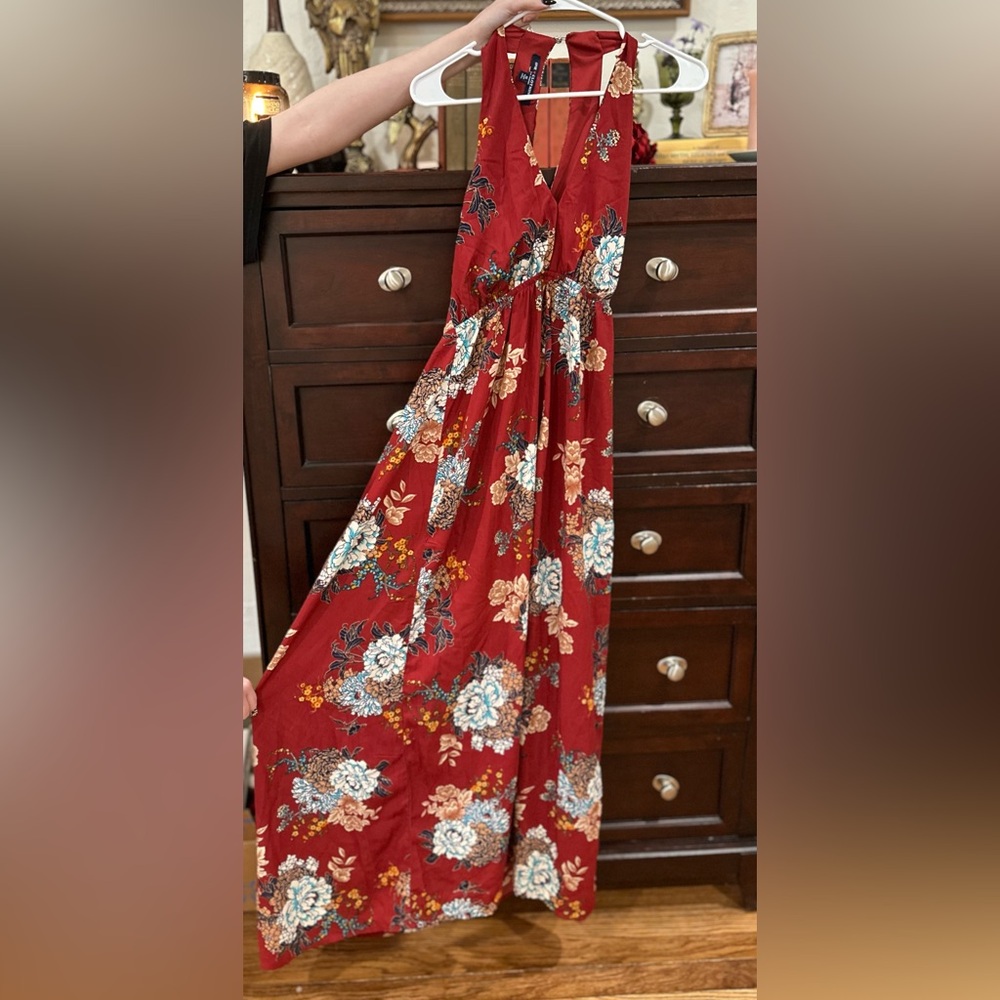 Summer Maxi Dress with Floral Accents